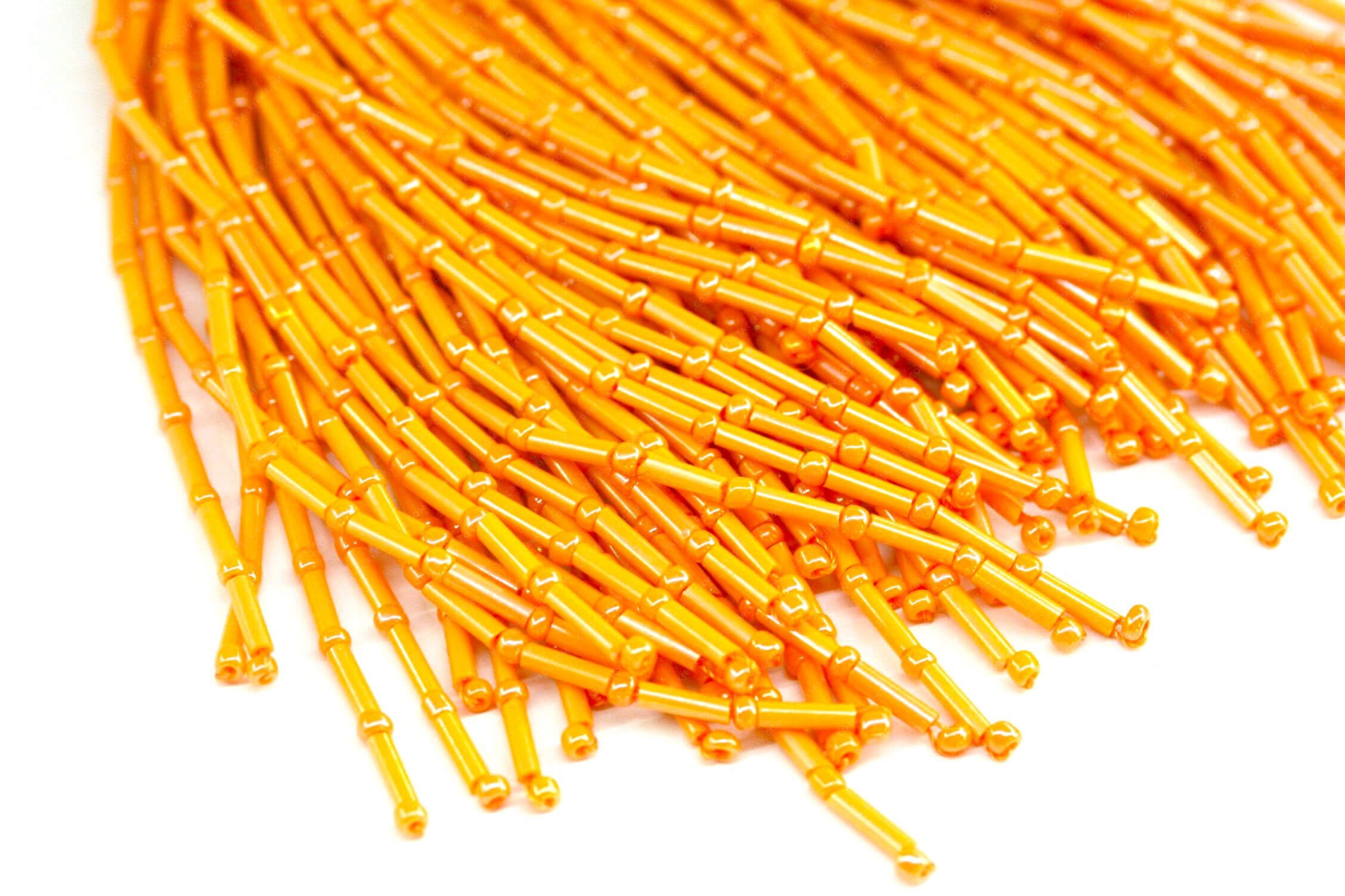 Пучки стекляруса Neon Orange 4mm прямий